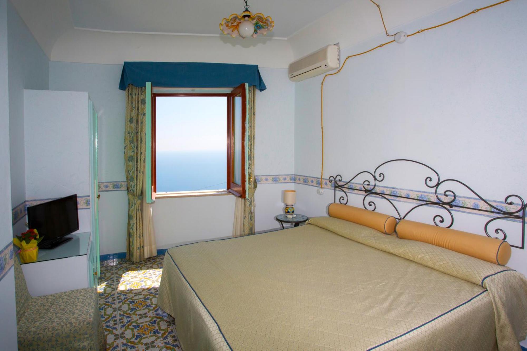 Отель Fico D'India Relais Фуроре Номер фото